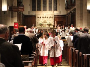 EVENSONGchoir-acolytes-procession-susan-install