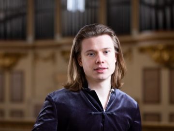 Sebastian-28-1-1-768x512